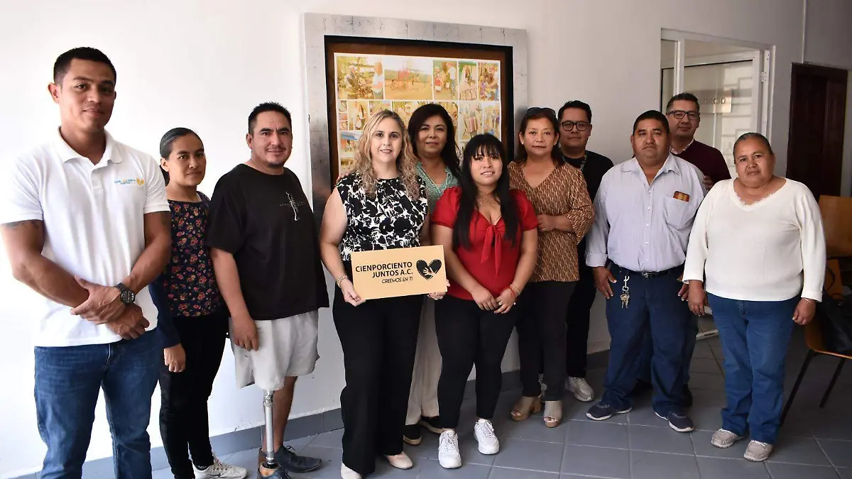 Firma convenio de abasto social de leche, Liconsa con Cien Por Ciento Juntos A.C, en Irapuato (2)